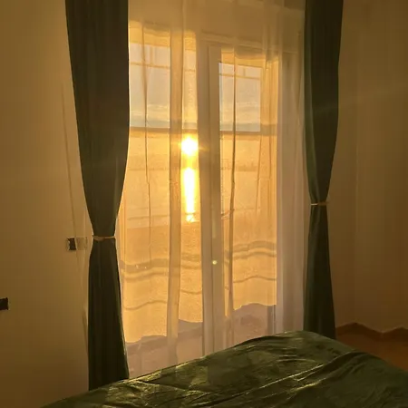 Front Superior Forest * Durrës