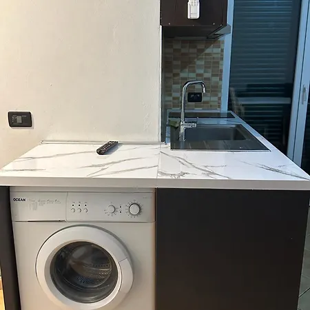 Front Superior Forest Durrës