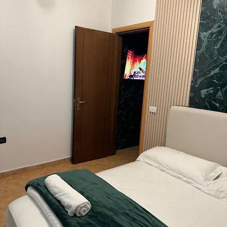 Front Superior Forest Appartement Durrës