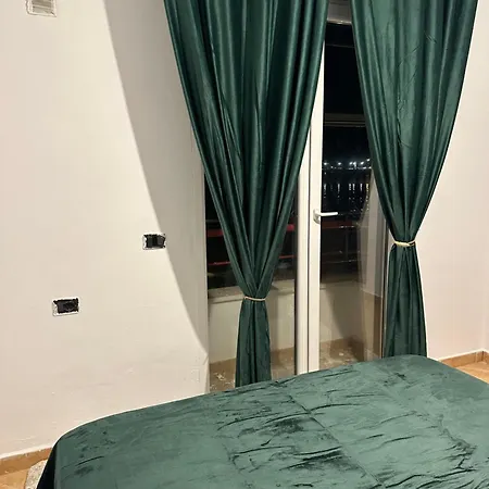 Front Superior Forest