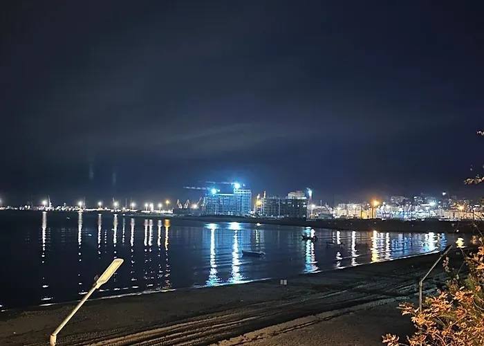 Front Superior Forest Apartamento Durrës